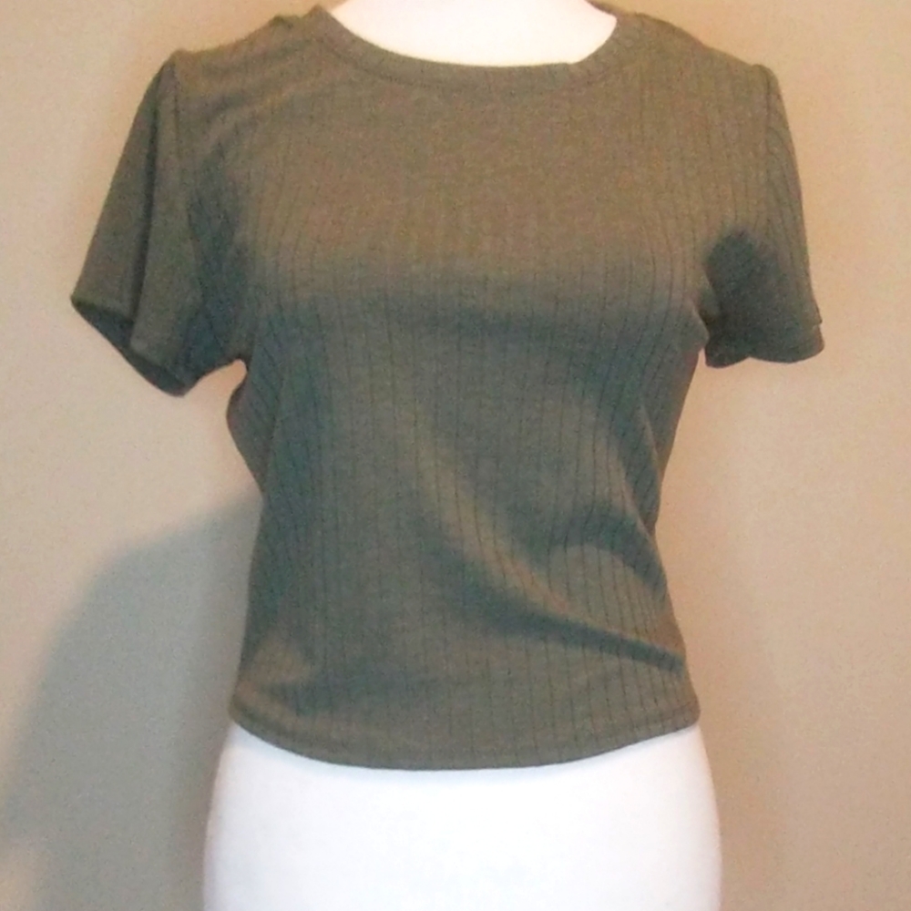 3/10 Bozzolo Green Ribbed T-Shirt